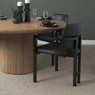 71257 - Carlisle Curved Back Black Leather Tripod Frame Dining Armchair